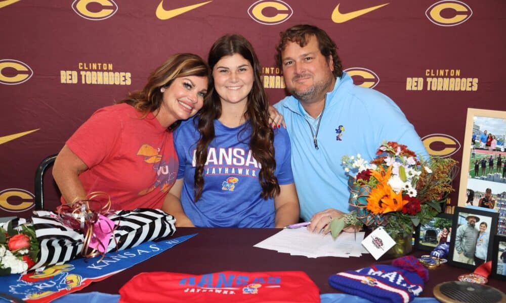 Clinton’s Des Meacham Mom of the Month Presented by S&D Drug